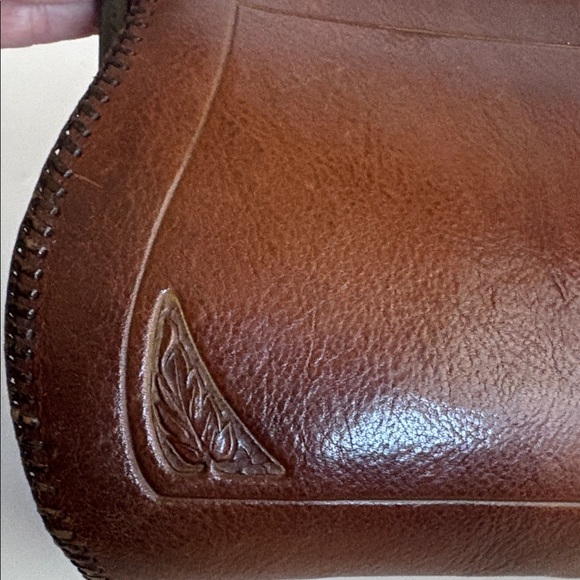 Antique embossed brown leather mini purse patented 1918. Clean. Embossed floral - Picture 6 of 16
